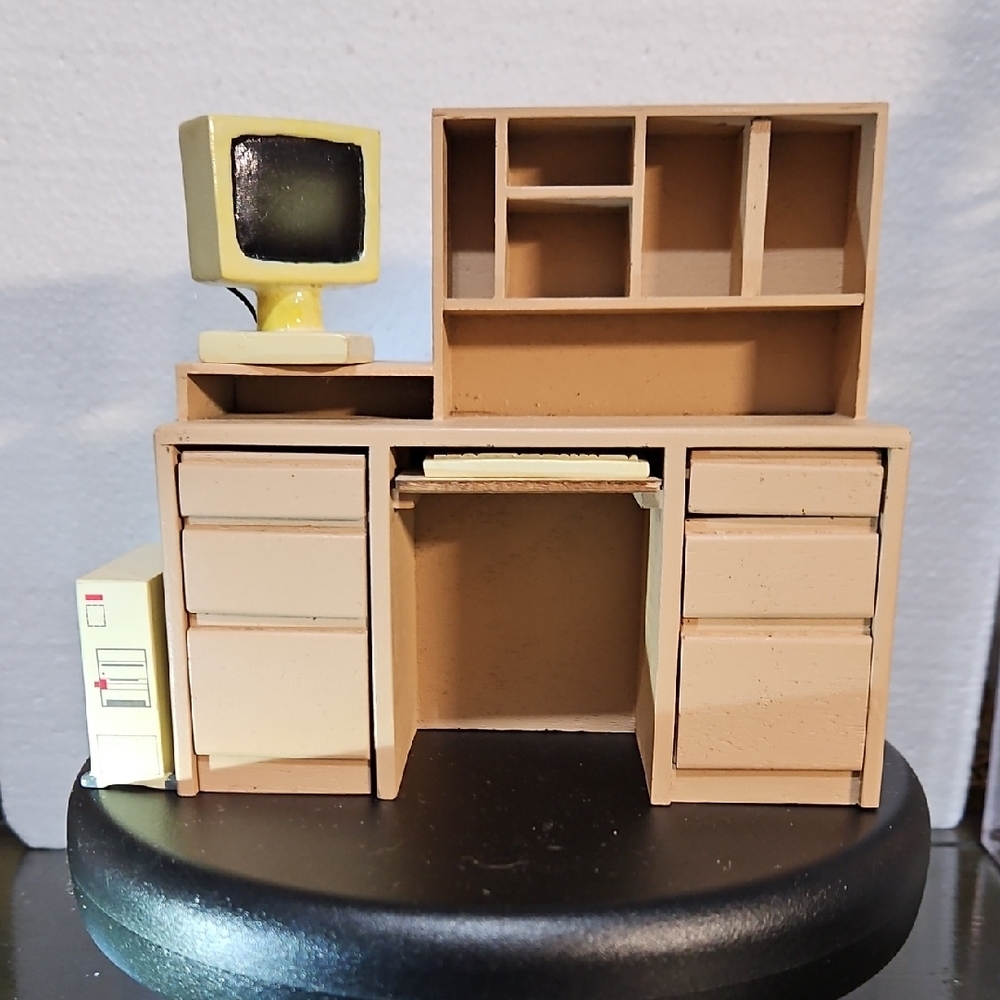 Dollhouse Miniature Computer Desk And Computer Old School